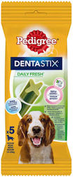 Pedigree Dentastix Daily Fresh Zahnpflege Stick Hund gegen Mundgeruch für Mittlere Rassen mit Geschmack Huhn 128gr 5Stück