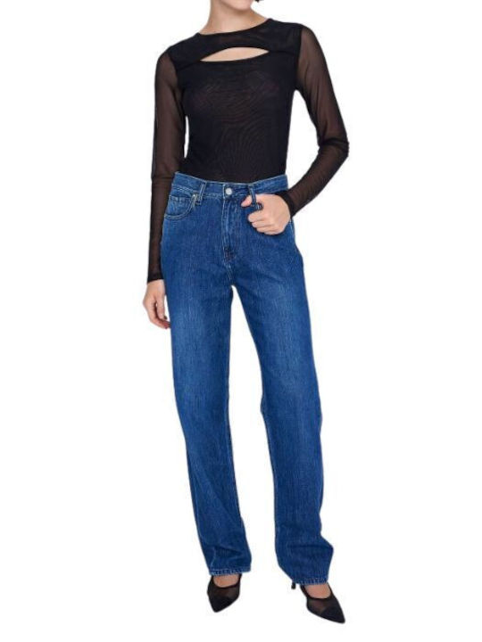 8917717-DENIM