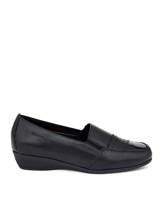 Boxer Women's Moccasins in Black Color