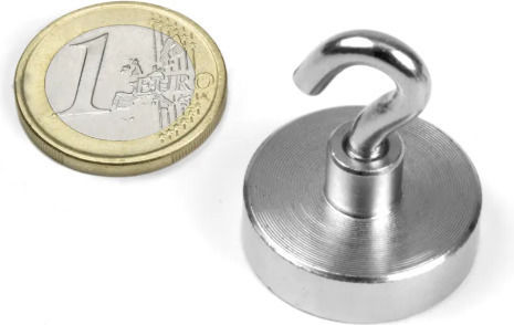 Magnitech Neodymium Round Magnet with Traction Force 18kg N38 L25xW25mm