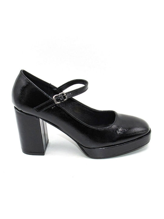 La Bottine Souriante Patent Leather Black Heels with Strap