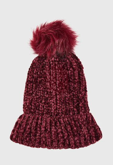 Pom Pom Beanie Beanie Knitted in Burgundy color