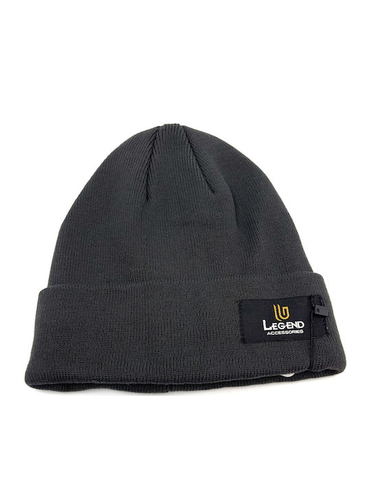 Beanie Beanie Knitted in Gray color