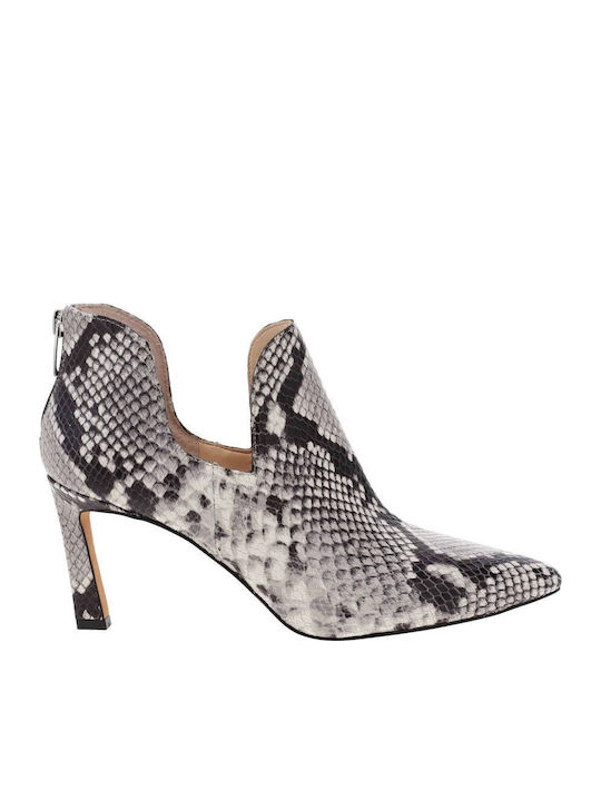 Vince Camuto