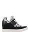 Cosmos Γυναικεία Slip-On Μαύρα