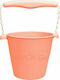 Scrunch Beach Bucket made of Silicone Orange