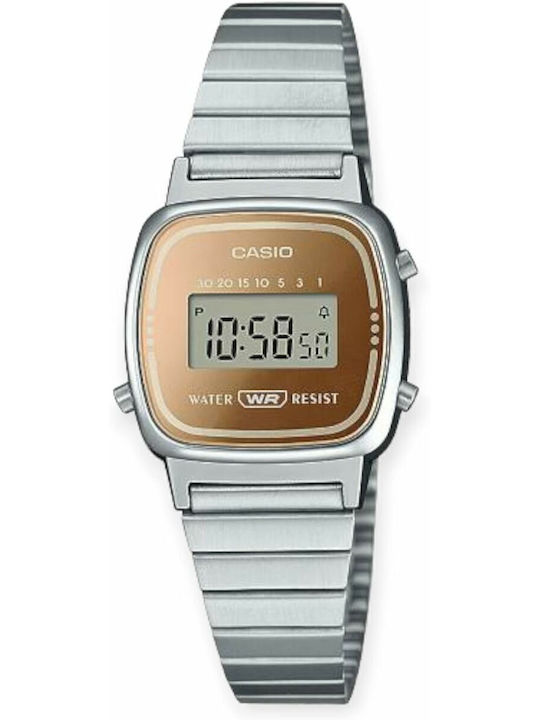 Casio Дигитален Мъжки Часовник Хронограф На Батерия със Сребриста Метална Гривна
