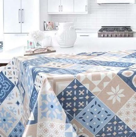 Giovanni Bottigelli Checkered Blue Tablecloth 140x140cm