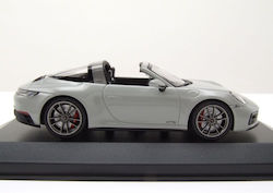 Minichamps Porsche Porsche 911 (992) Targa 4 GTS 2022 Chalk Modeling Figure Car in Scale 1:43