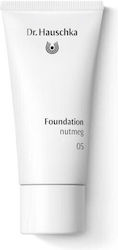 Dr. Hauschka Fond De Ten Lichid 30ml Dr. Hauschka Fond De Ten Lichid 30ml