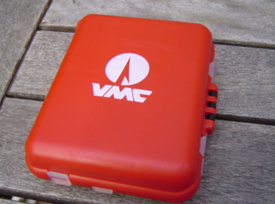 VMC Cutie De Pescuit