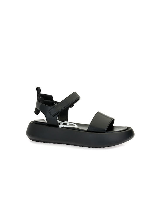 Betsy Women's Flat Sandals in Black Color