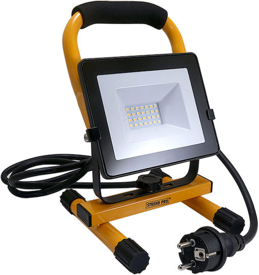 Strend Pro Arbeitsbeleuchtung LED IP65 mit einer Helligkeit von bis zu 800lm