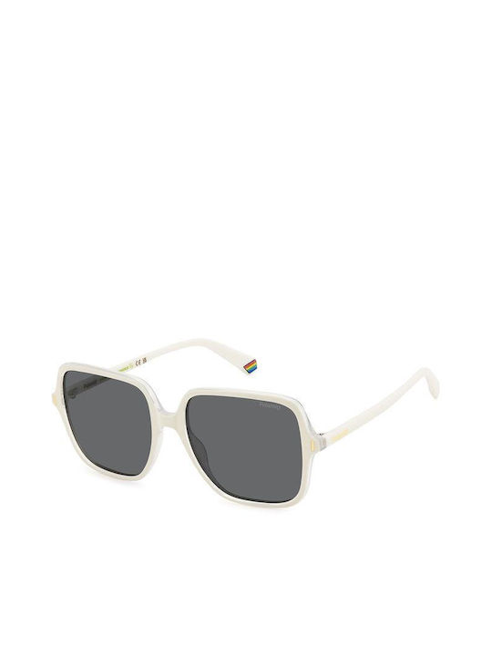 Polaroid Sonnenbrillen mit Weiß Rahmen und Gray...