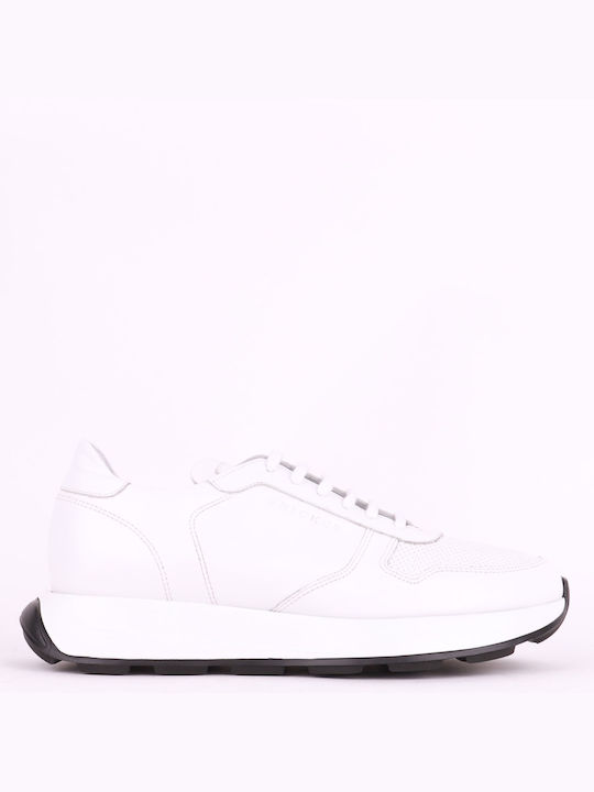 Kricket Sneakers White