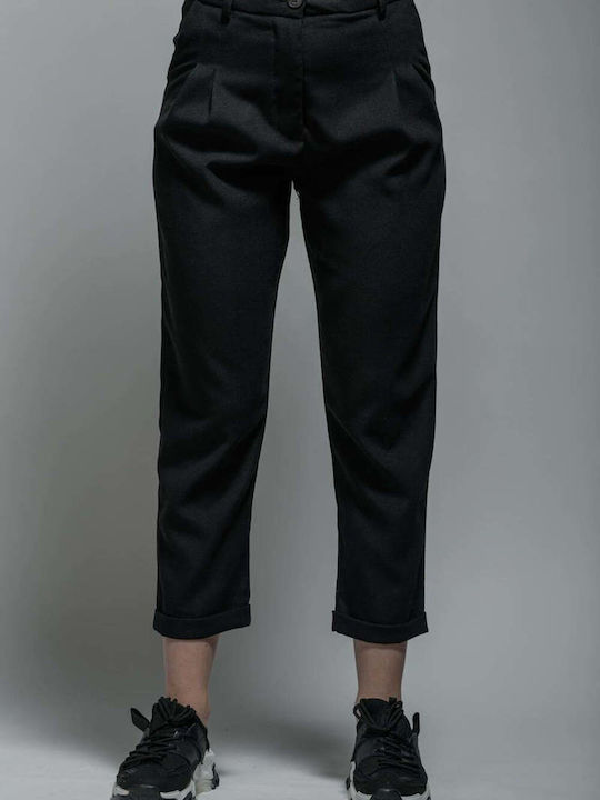 Nineteen Apparel Club Women's Fabric Trousers in Loose Fit Black