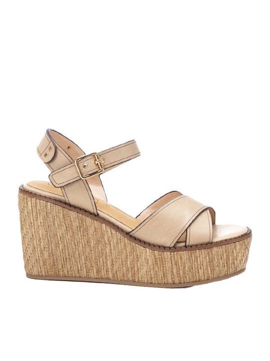 Carmela Footwear Women's Leather Platform Shoes...