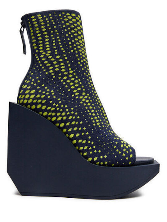 United Nude