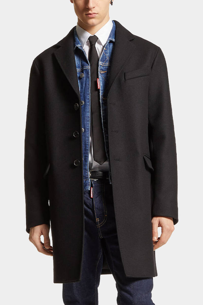 20250621030102_dsquared2_andri