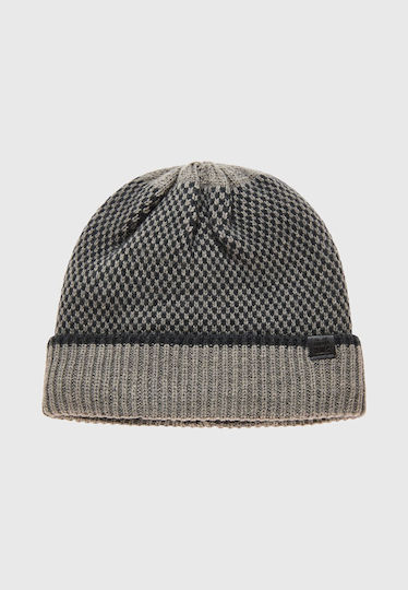 Beanie Beanie Knitted in Gray color