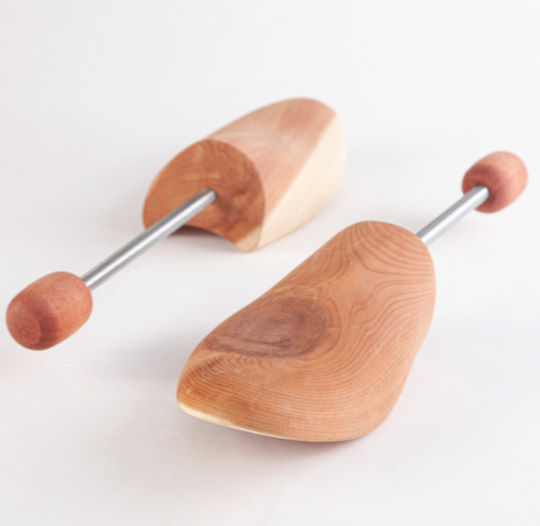 Shoeboys Wooden Cedar Shoe Tree Universal Box Size 36/37