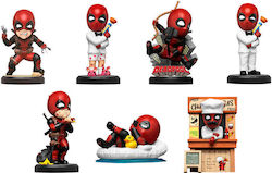 YuMe Toys Marvel: Deadpool Deadpool Figure 12pcs