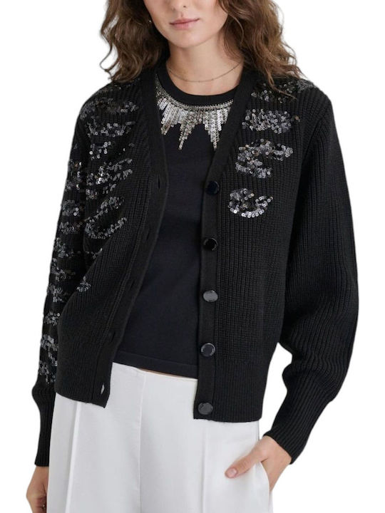 DKNY