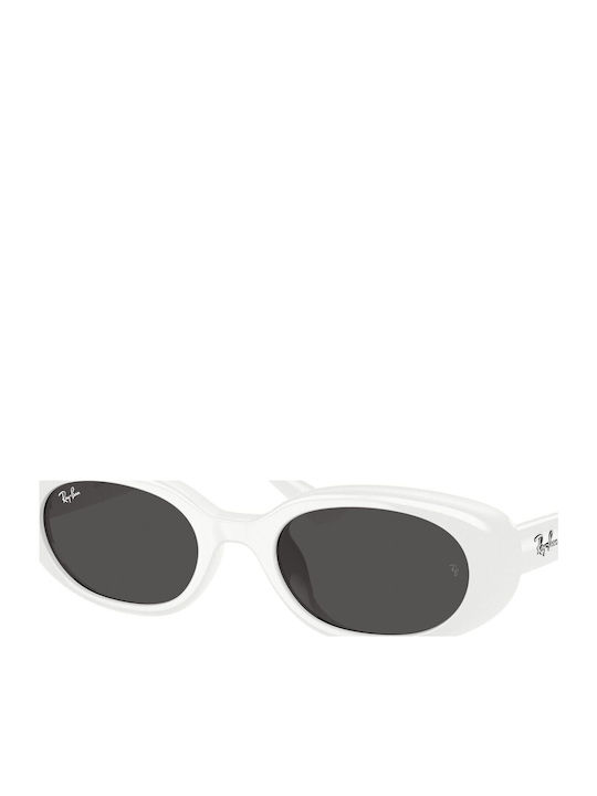 Ray Ban Дамски Слънчеви Очила с Бяла Пластмасов...