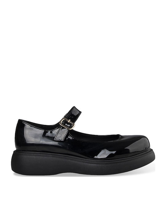 Women's Moccasins in Black Color