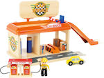 Wooden Car Workshop Gas Station 0026007