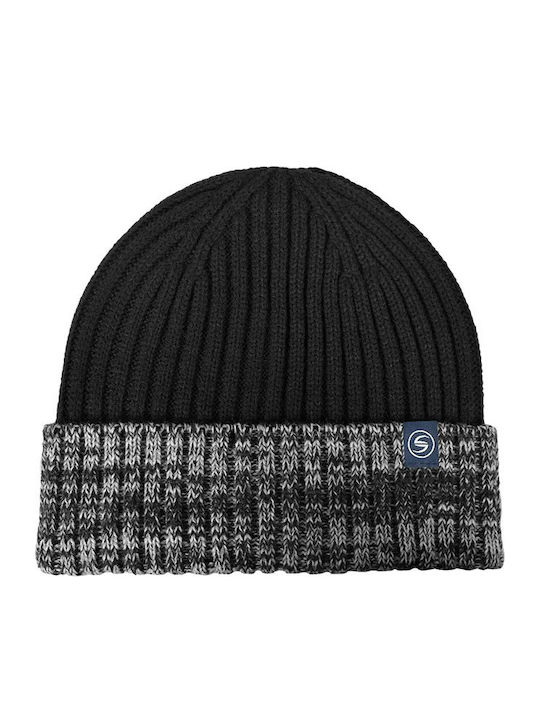 Beanie Beanie Knitted in Black color