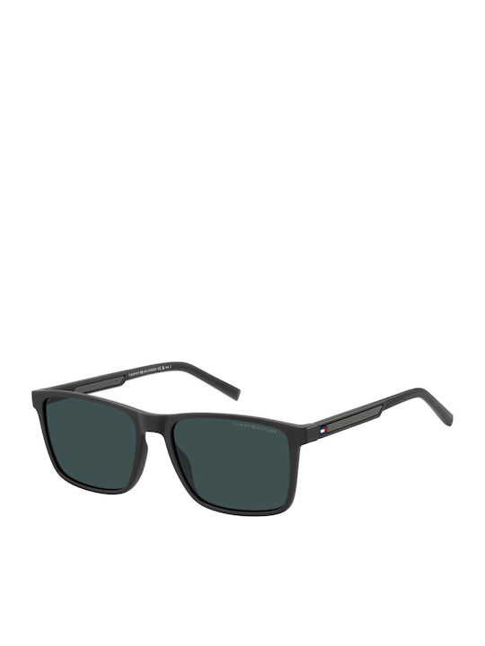 Tommy Hilfiger Men's Sunglasses with Black Plas...
