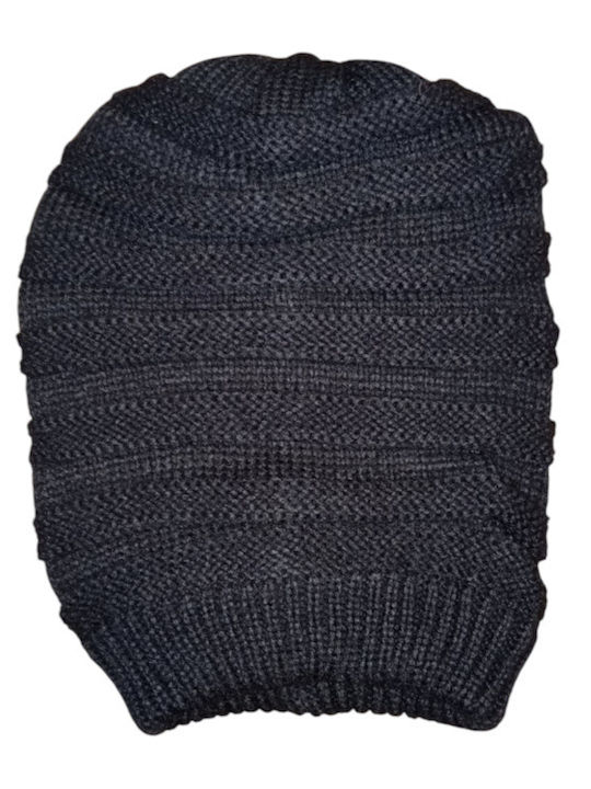 Beanie Unisex Beanie Knitted in Black color