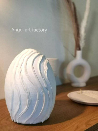 Embossed Waves Decor