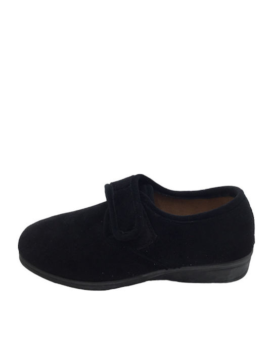 Javer Closed-Toe Slippers Black