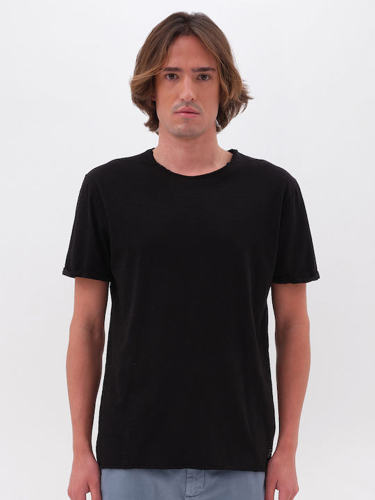 Dirty Laundry T-Shirt Black