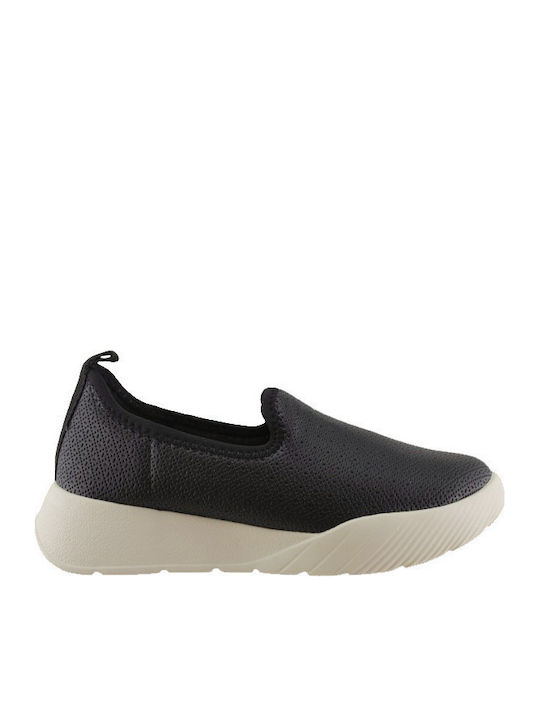Piccadilly Women's Black Slip-Ons