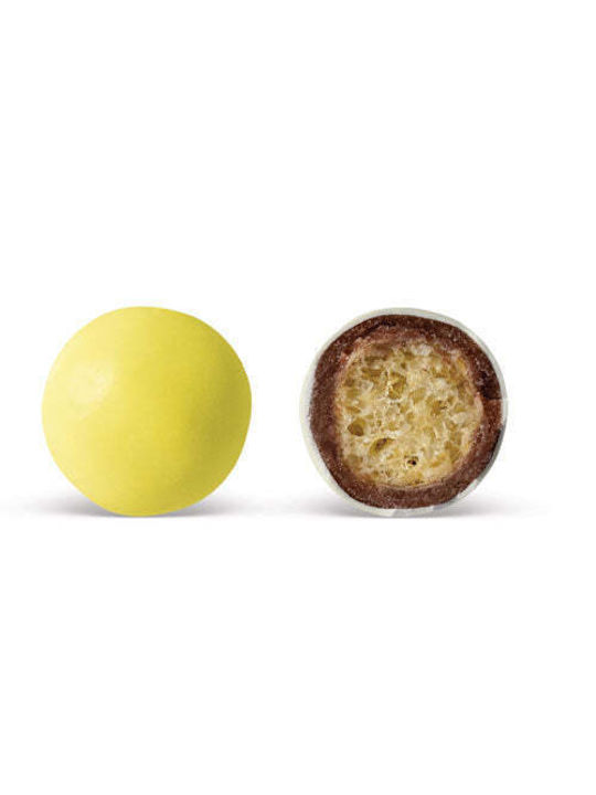 Crispy Jordan Almonds Yellow 800gr