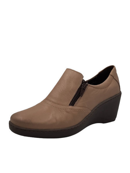 Verosoft Leather Women's Moccasins in Beige Color