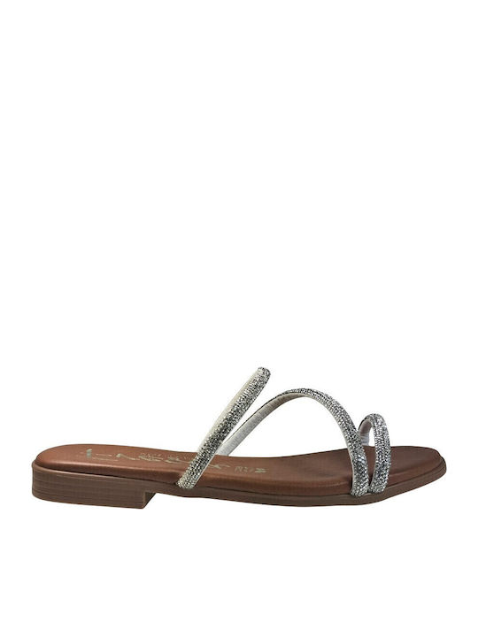 Women's Flat Sandals in White Color