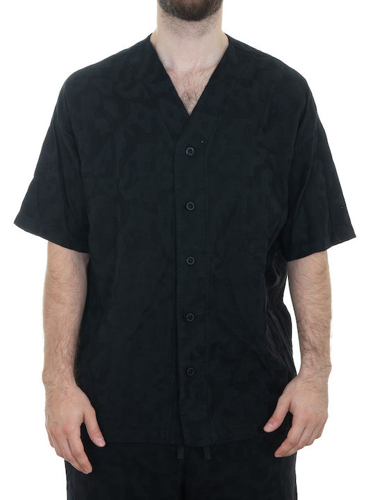 Nineteen Apparel Club