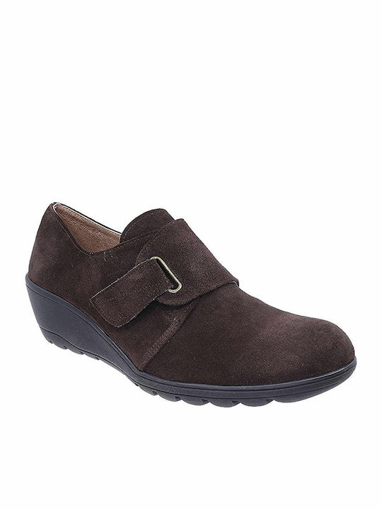 Adam's Shoes
