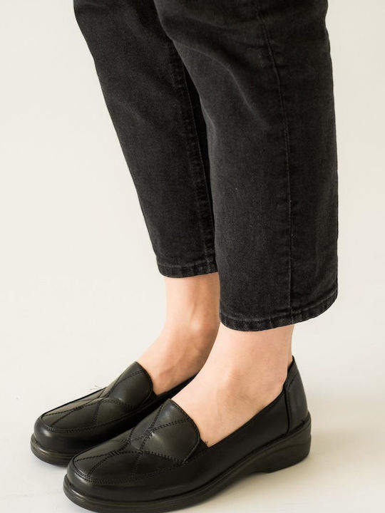 Women's Moccasins in Black Color