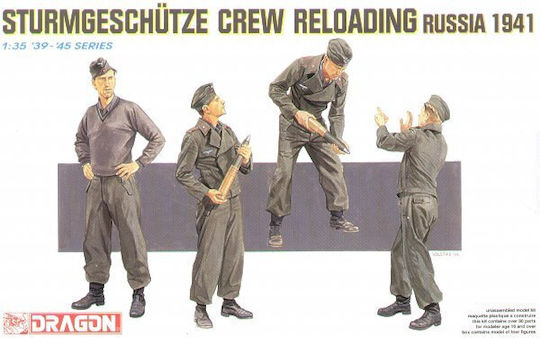 1/35 Sturmgeschutze Crew Reloading Russia 1941