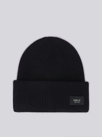 Beanie Beanie Knitted in Black color