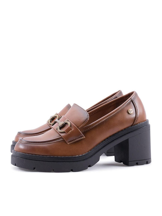 Pumps mit hohem Absatz Braun