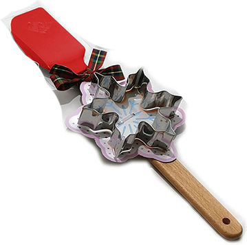 General Trade Set 2 Bucăți Spatule din Silicon 33.5 cm Cu Cutter 10 cm Moș Crăciun