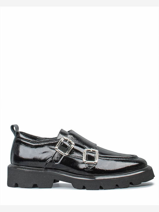 Wall Street Leather Women's Loafers in Black Color