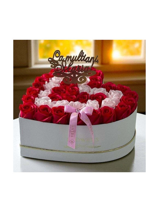 Aranjament Floral Passion 45 Trandafiri Săpun În Cutie În Formă De Inimă Topper „La Mulți Ani Maria” Roșu-Roz