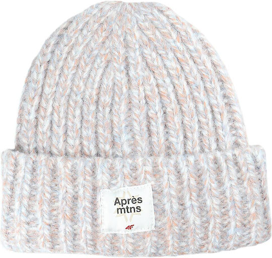 Beanie Beanie Knitted in Light Blue color